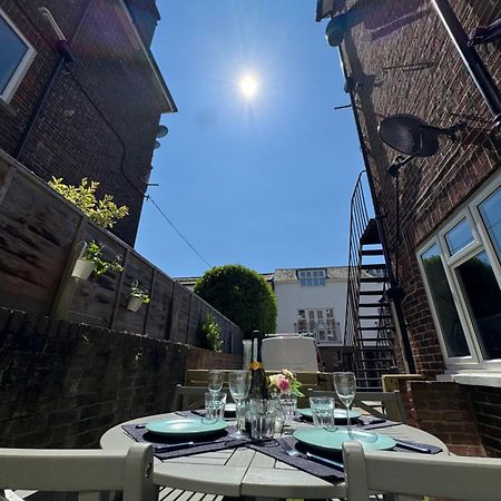 2 Bedroom Apartment Ground Floor Eastbourne Town Centre 외부 사진